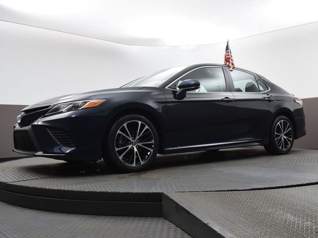 2020 Toyota Camry SE 27