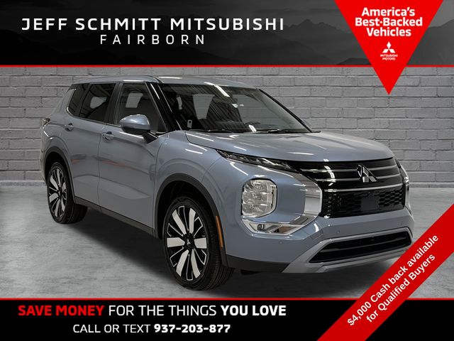 Moonstone Gray Metallic 2026 Mitsubishi Outlander SUV / Crossover Front-Wheel Drive Continuously Variable Transmission