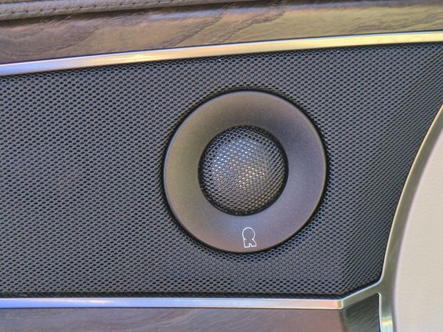 Used 2020 Brown Lincoln Reserve image 14