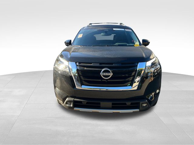 2022 Nissan Pathfinder Platinum 4