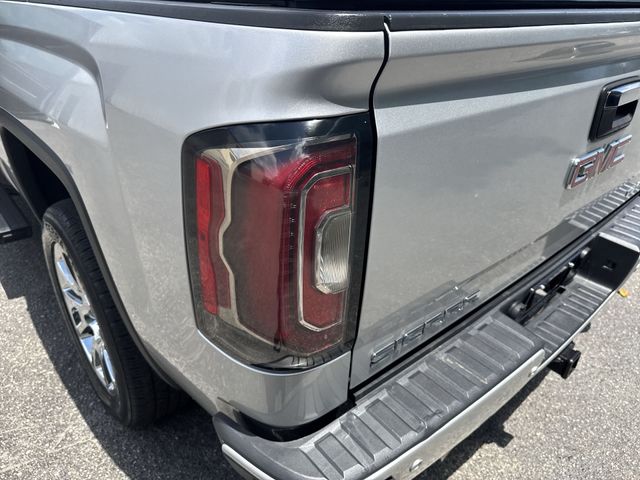 Used 2017 Silver GMC Denali image 35