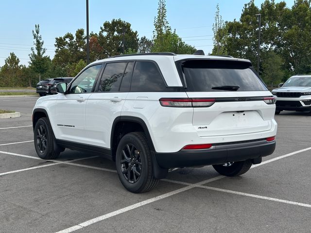 New 2027 White Jeep Altitude image 5