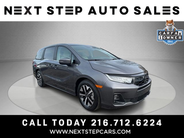 Gray 2025 Honda Odyssey EX-L FWD Minivan Front-Wheel Drive Automatic