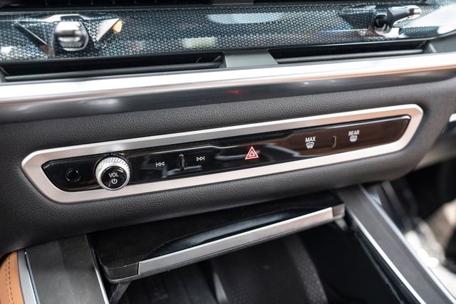 Used 2025 BMW X5 SUV