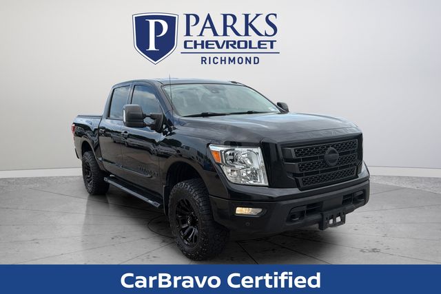  2020 Nissan Titan SV Crew Cab 4WD   