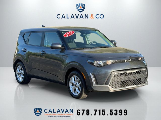 Gravity Gray 2023 Kia Soul LX FWD SUV / Crossover Front-Wheel Drive Continuously Variable Transmission