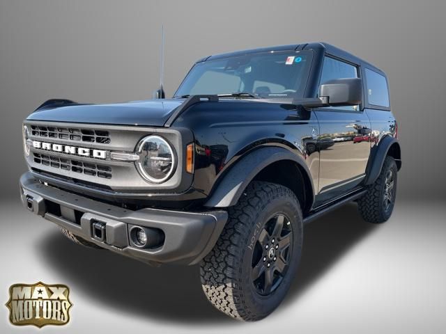 2024 Ford Bronco Black Diamond 3