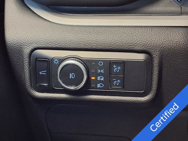 2023 Ford Explorer - Image 20