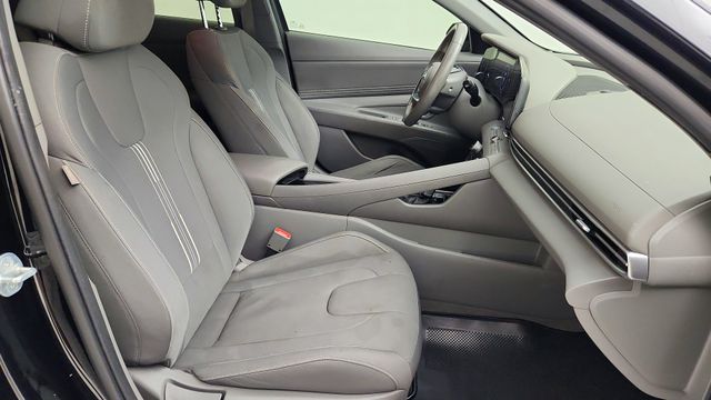 2023 Hyundai Elantra SEL Black at North Houston Mitsubishi