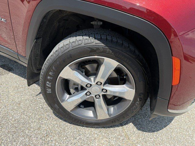 2021 Jeep Grand Cherokee L Limited Red at Texan Dodge Chrysler Jeep Ram