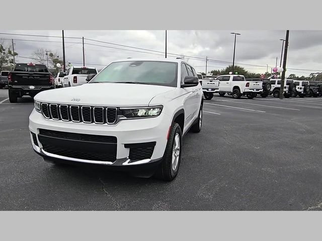 2026 Jeep Grand Cherokee L Laredo 4x4