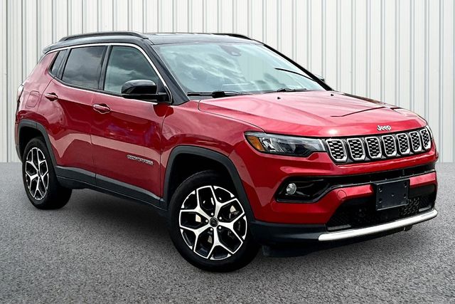 Red Hot Pearlcoat 2025 Jeep Compass Limited 4WD SUV / Crossover Four-Wheel Drive 8-Speed Automatic