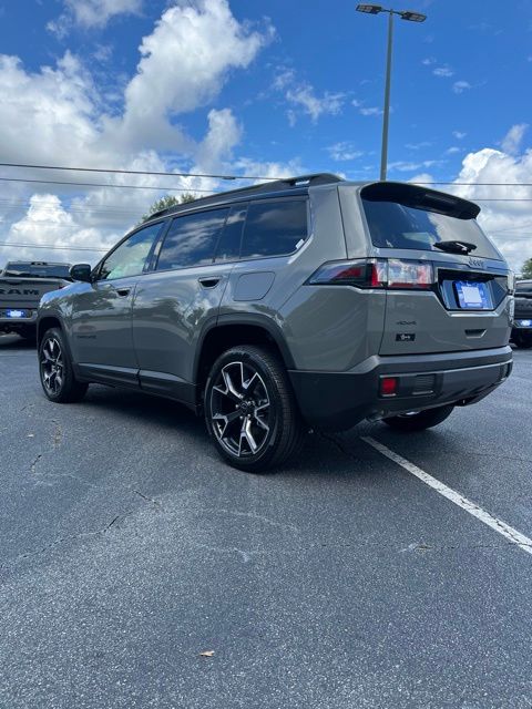 2026 Jeep Cherokee Overland