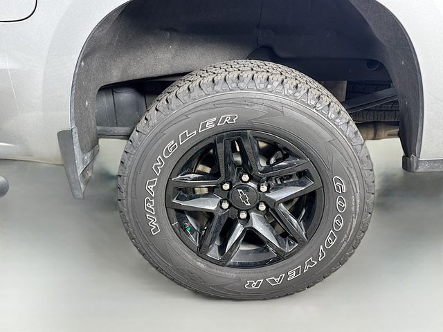 2024 Sterling Gray Metallic Chevrolet Silverado 1500 LT Trail Boss 4X4 Truck