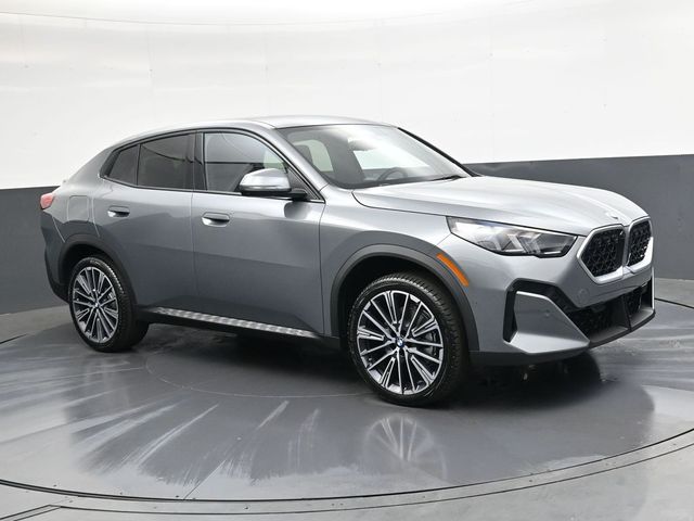 New 2026 Gray BMW xDrive28i image 2