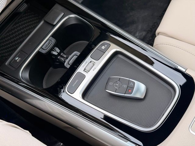 New 2026 White Mercedes-Benz GLA 250 image 24
