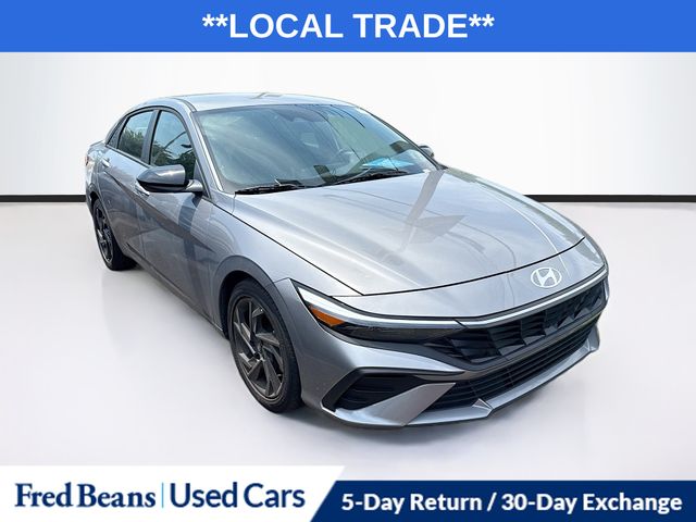 Fluid Metal 2026 Hyundai Elantra Sedan Front-Wheel Drive Continuously Variable Transmission