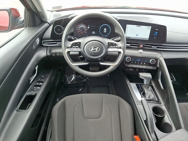 Used 2024 Hyundai Elantra Sedan