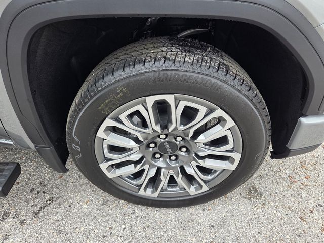 New 2026 Silver GMC Denali Ultimate image 19