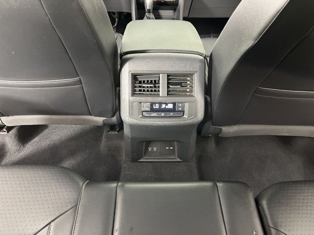 2022 Black Volkswagen Atlas 3.6L V6 SE w/Technology FWD SUV