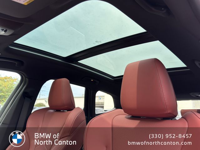 New 2027 Black BMW xDrive28i image 17