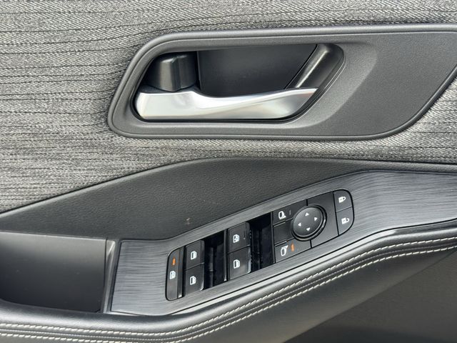 2021 Nissan Rogue SV White at South Houston Nissan