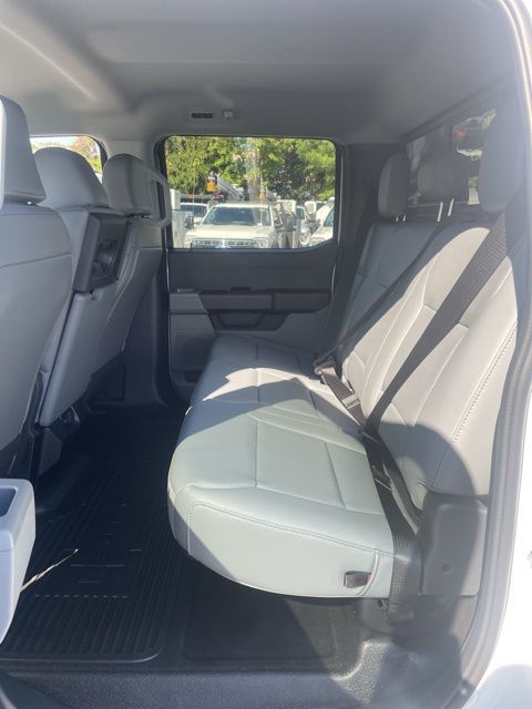 2025 Ford F-450 Chassis XL