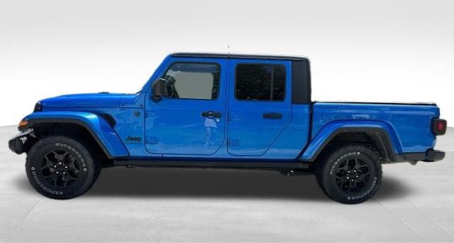 2022 Jeep Gladiator Willys
