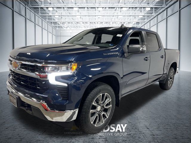 2022 Chevrolet Silverado 1500 LT Crew Cab 4WD