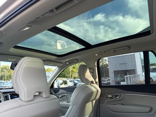 Used 2025 Volvo XC90 Plug-In Hybrid SUV