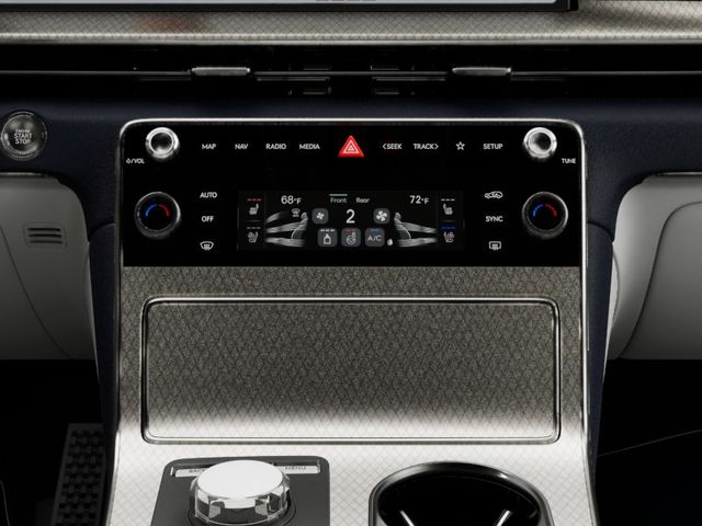 Thumbnail: 2026 Genesis GV80 - 15