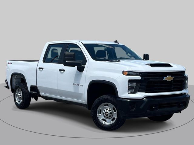 Summit White 2025 Chevrolet Silverado 2500HD Pickup Truck Four-Wheel Drive Automatic