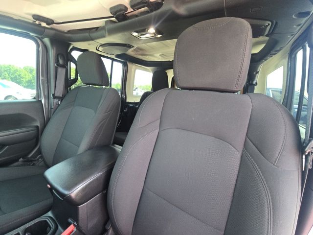 2021 Jeep Wrangler Unlimited Willys:L43469A