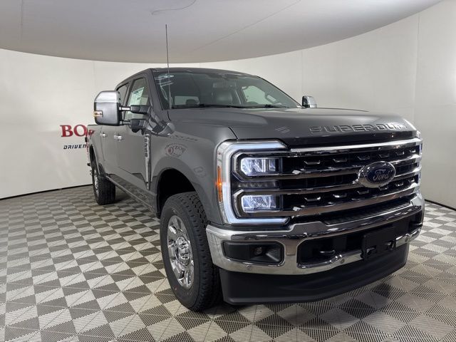 2025 Carbonized Gray Metallic Ford F-250SD Lariat 4X4 Truck