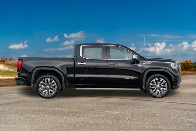 2023 GMC Sierra 1500 Denali 8