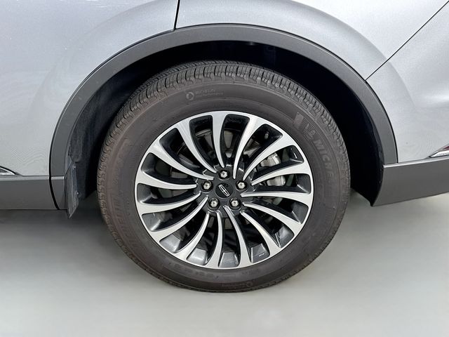 2023 Silver Radiance Metallic Clearcoat Lincoln Aviator Reserve AWD SUV