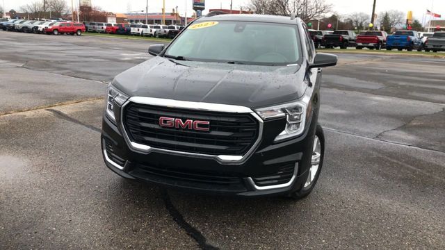 2023 GMC Terrain SLE 3