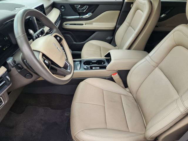 2021 Lincoln Corsair Reserve White at Shottenkirk Kia Fort Bend