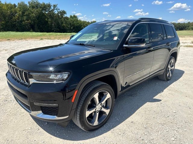 Diamond Black 2025 Jeep Grand Cherokee L SUV / Crossover Four-Wheel Drive 8-Speed Automatic