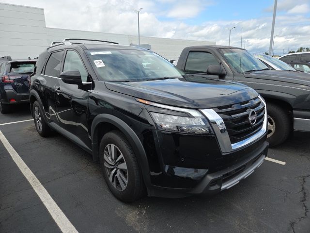 Super Black 2025 Nissan Pathfinder SUV / Crossover Front-Wheel Drive 9-Speed Automatic