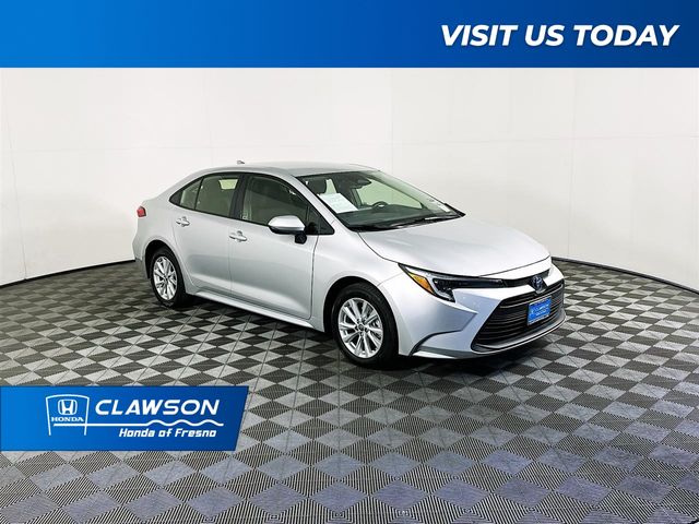 2025 Toyota Corolla LE Hybrid CVT's photo
