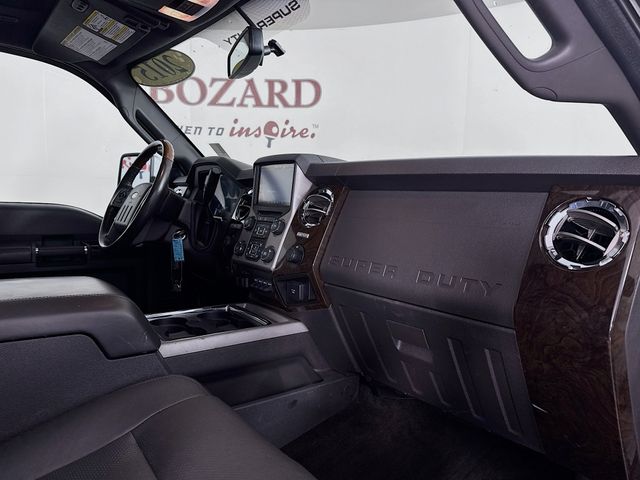 2015 White Platinum Metallic Tri-Coat Ford Super Duty F-250 SRW Platinum 4X4 Truck