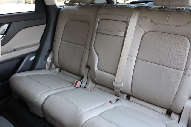 Certified Used 2024 White Lincoln Grand Touring image 20