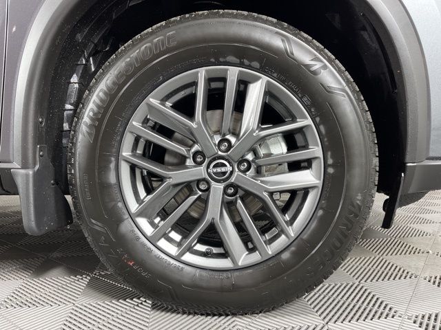 2025 Gun Metallic Nissan Rogue S FWD SUV