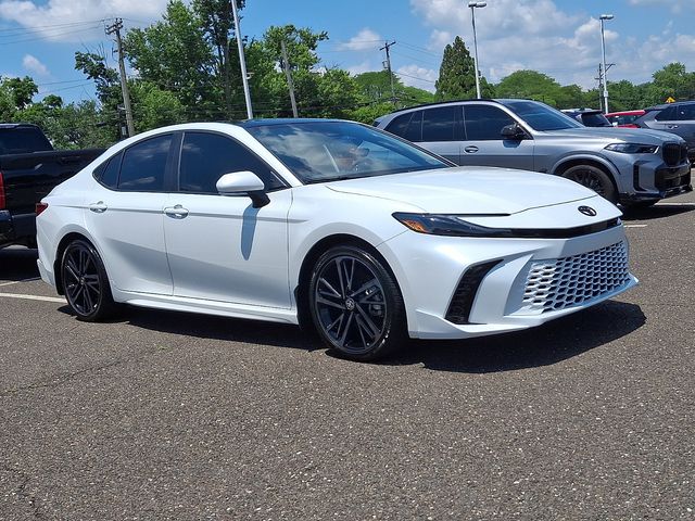 White (Wind Chill Pearl) 2025 Toyota Camry Sedan Front-Wheel Drive Continuously Variable Transmission