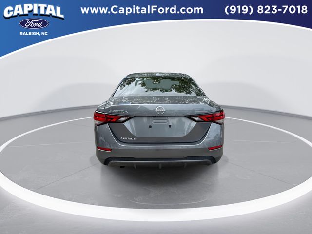 Used 2025 Gray Nissan SV image 7
