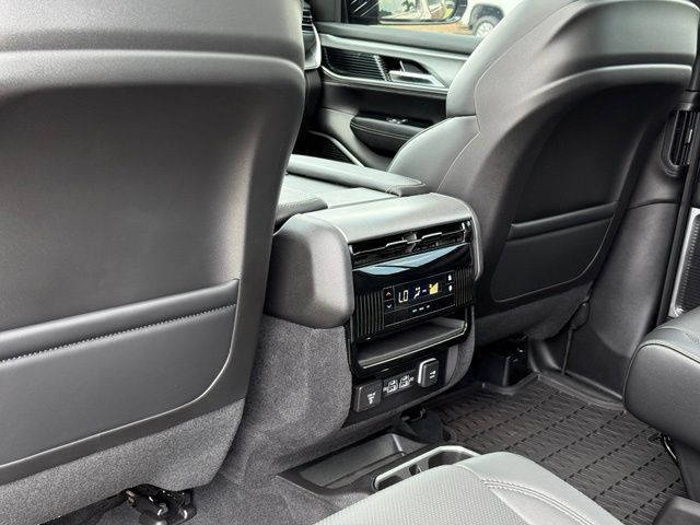 New 2026 Jeep Grand Wagoneer SUV