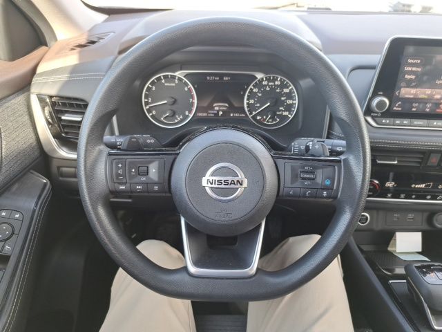 Used 2021 Blue Nissan SV image 17