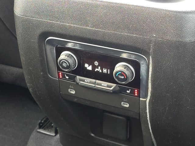 2023 Chevrolet Suburban Premier:44911A