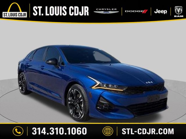 Sapphire Blue 2022 Kia K5 Sedan Front-Wheel Drive 8-Speed Automatic